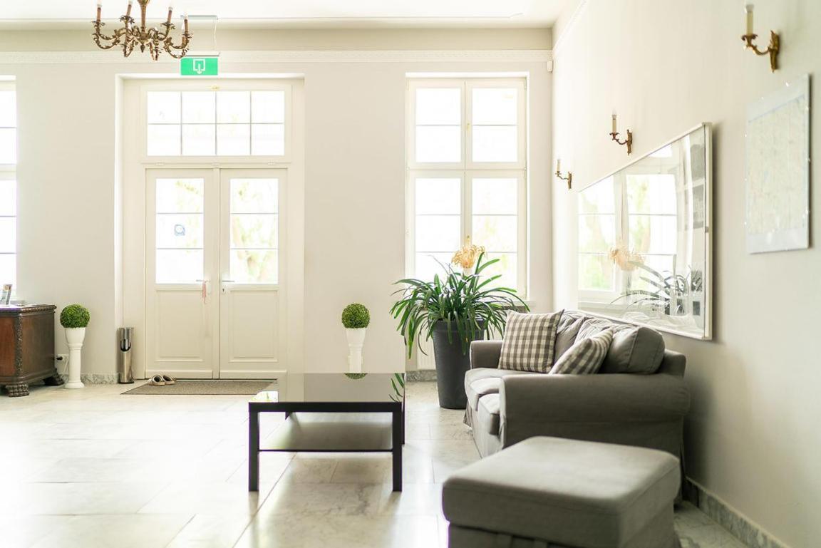 Gutshaus Gross Helle Apartment Moelln ภายนอก รูปภาพ