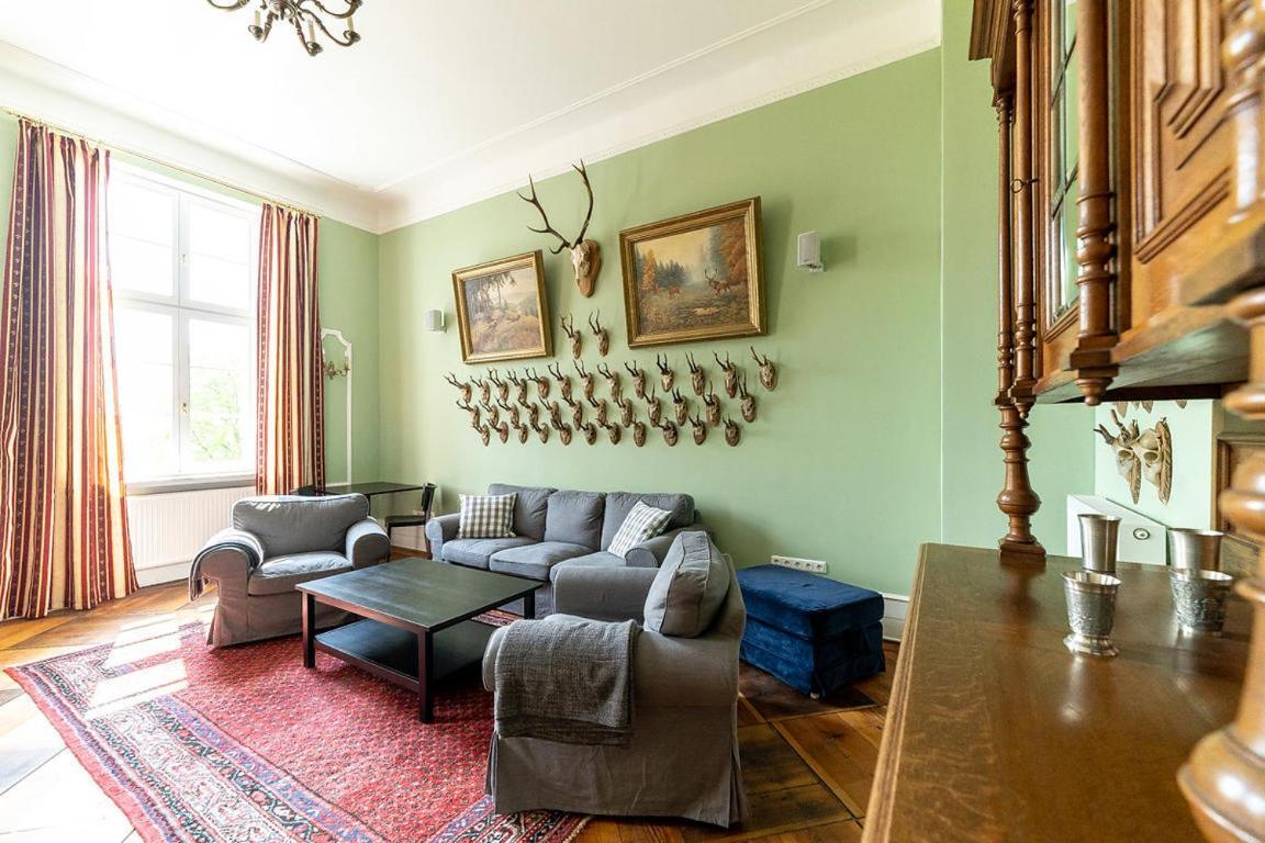 Gutshaus Gross Helle Apartment Moelln ภายนอก รูปภาพ
