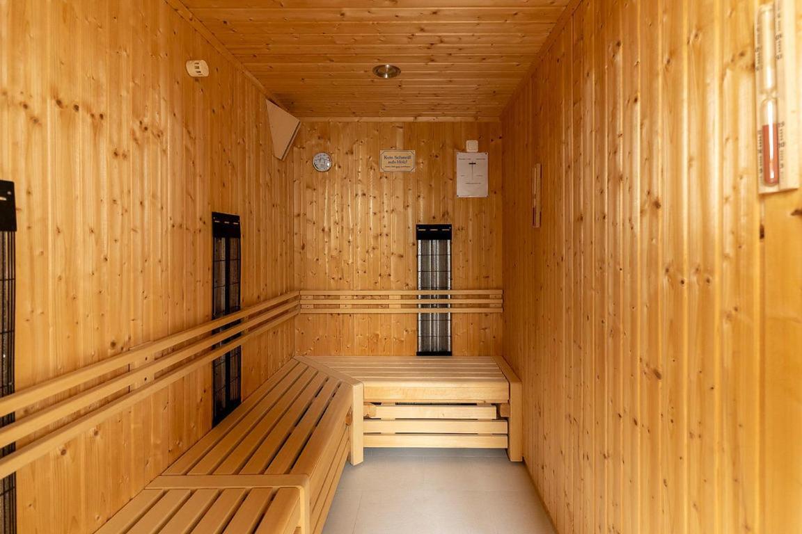 Gutshaus Gross Helle Apartment Moelln ภายนอก รูปภาพ