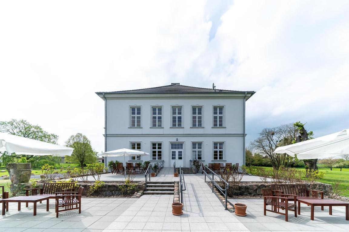 Gutshaus Gross Helle Apartment Moelln ภายนอก รูปภาพ